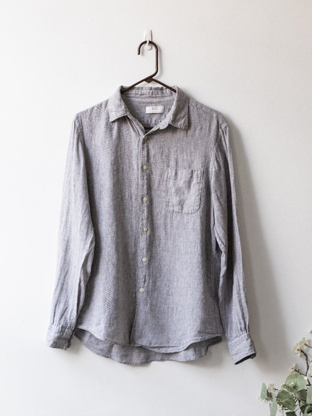 Mens Uniqlo Linen Buttondown Shirt Size Medium